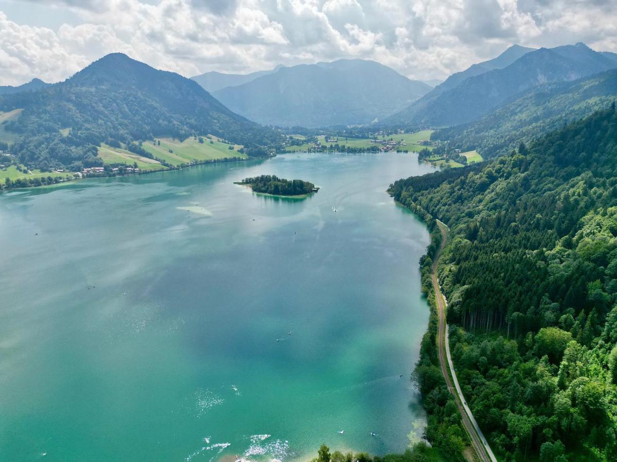 Alpenoase Schliersee - Grosse Suite Mit Sauna Oder Gemuetliche Studio Appartements المظهر الخارجي الصورة