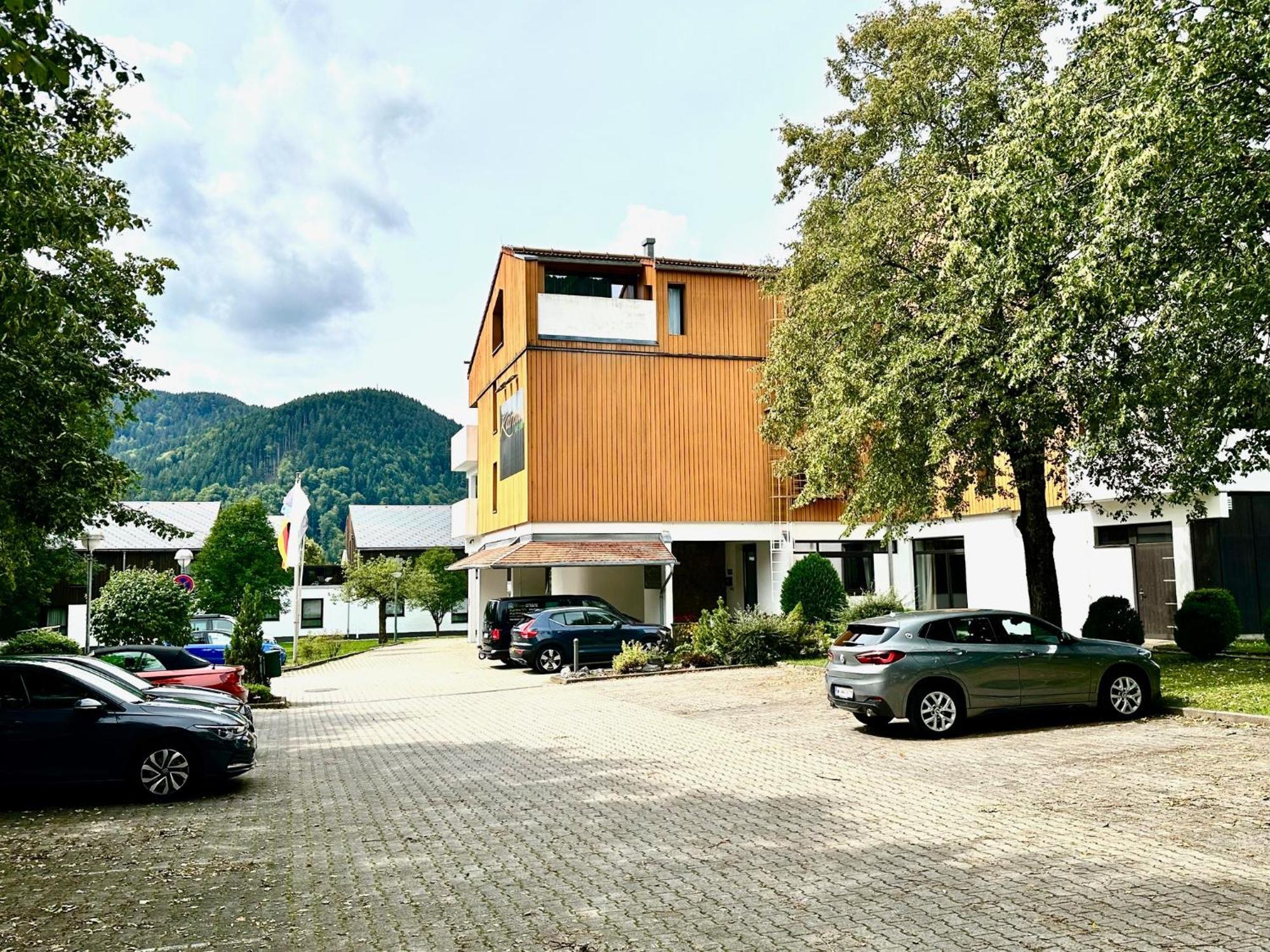 Alpenoase Schliersee - Grosse Suite Mit Sauna Oder Gemuetliche Studio Appartements المظهر الخارجي الصورة